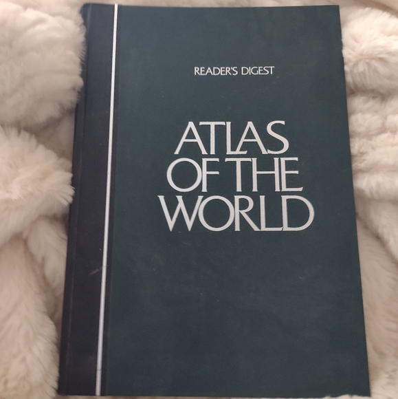 Atlas of the World hardcover book Readers Digest - Picture 1 of 16